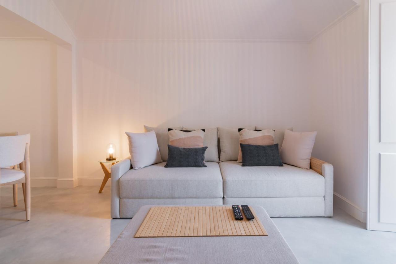 Chalet Maria Da Assuncao By Lovelystay Estoril Exteriör bild