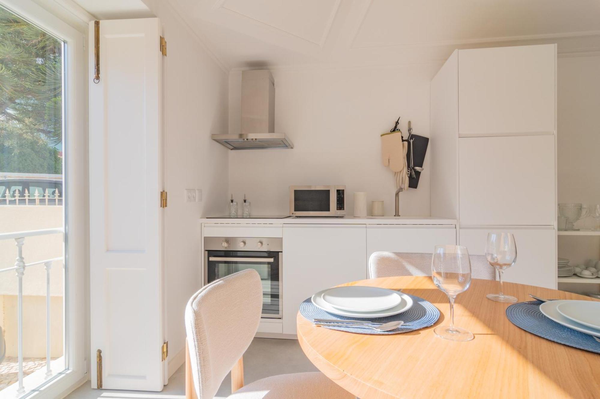 Chalet Maria Da Assuncao By Lovelystay Estoril Exteriör bild